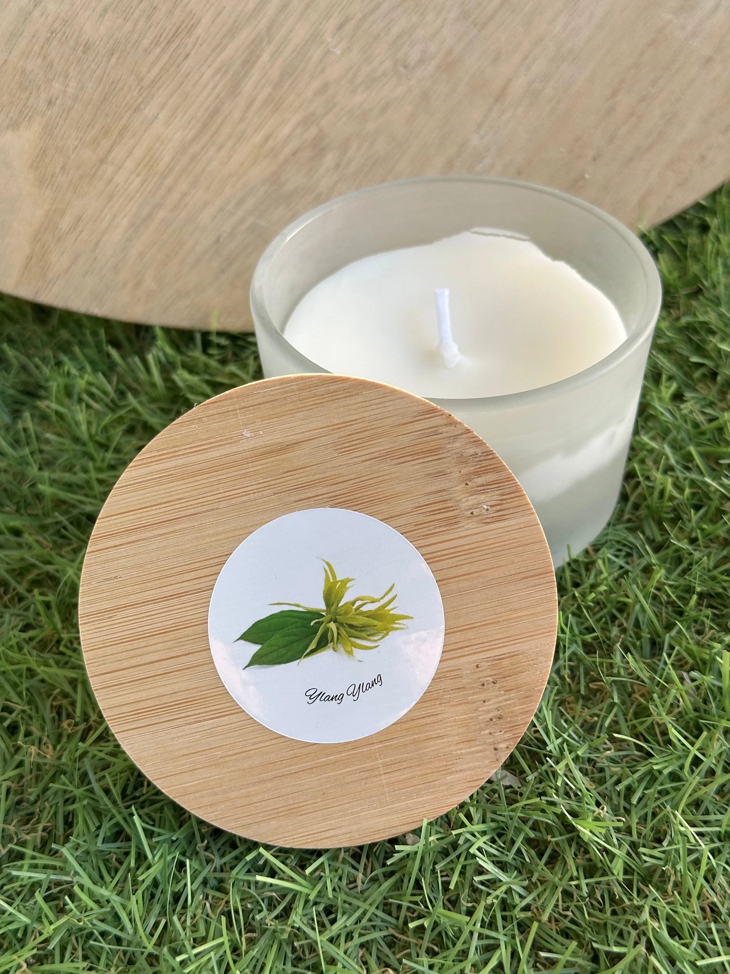 Ylang-Ylang – Douceur florale et exotique, pour un instant de relaxation luxueux Bougie sérénité