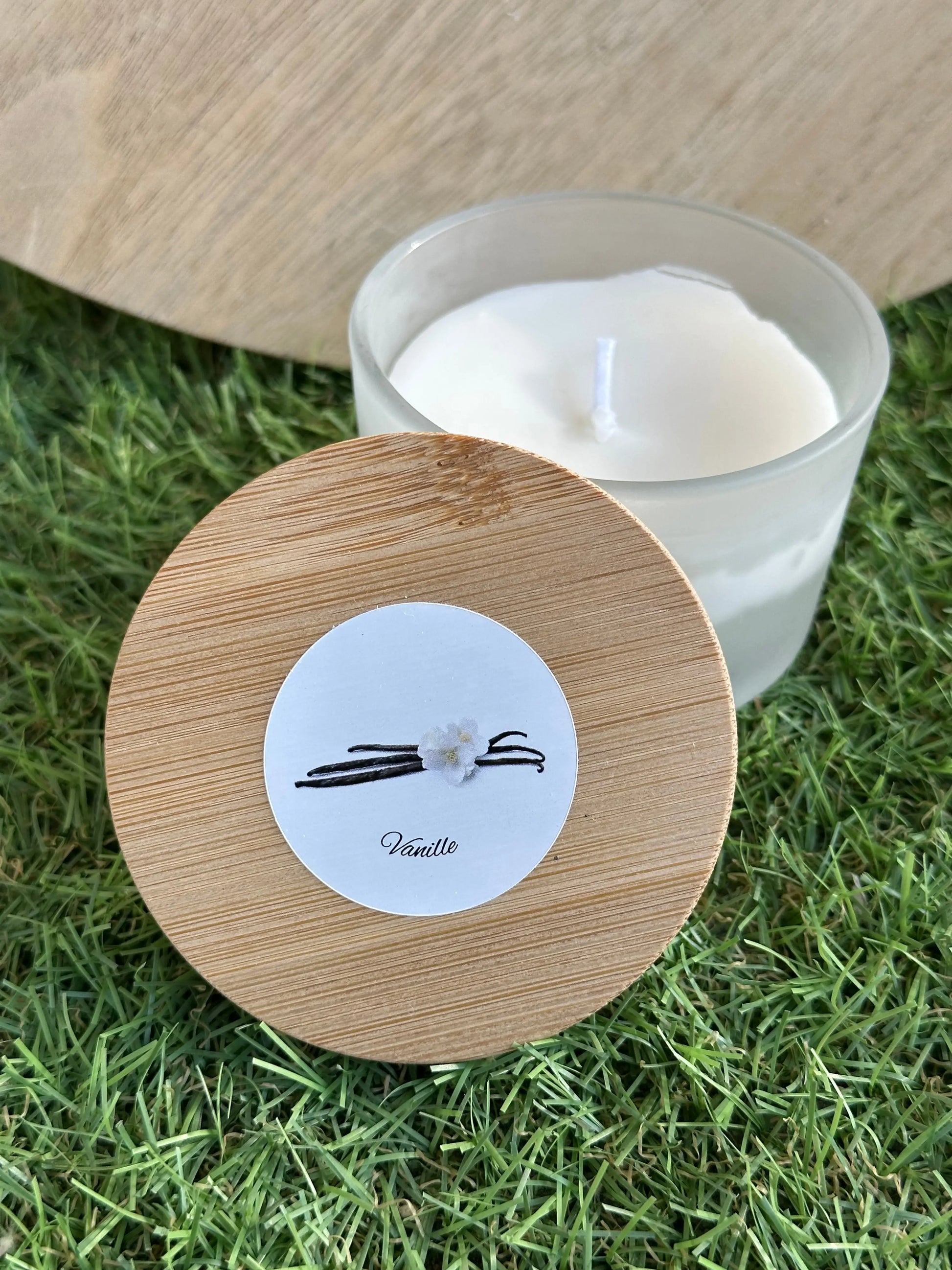 Vanille – Chaleur et douceur sucrée de la vanille, pour un cocon apaisant Bougie sérénité