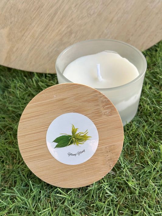 Ylang-Ylang – Douceur florale et exotique, pour un instant de relaxation luxueux Bougie sérénité